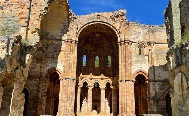 Monasterio de Moreruela o una imagen de la Zamora que nos espera: ruinas