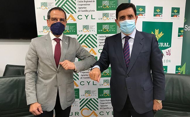 D. Carlos Martínez Izquierdo, Presidente UCAR y D. Fernando Antúnez García, Presidente de URCACYL