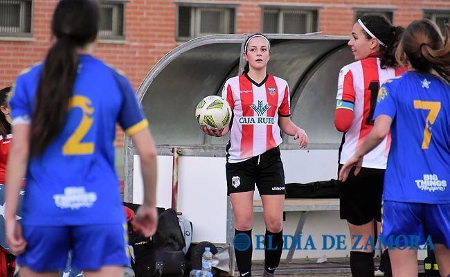 Mónica Novo, defensa del ZCF Amigos del Duero. Foto: Esteban Pedrosa