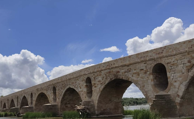 Patrimonio monumental público y respeto privado