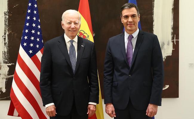 l presidente del Gobierno, Pedro Sánchez, y el presidente de Estados Unidos, Joe Biden. | Foto: Pool Moncloa/Fernando Calvo