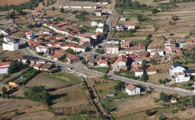 El PP de San Vitero denuncia abandono 