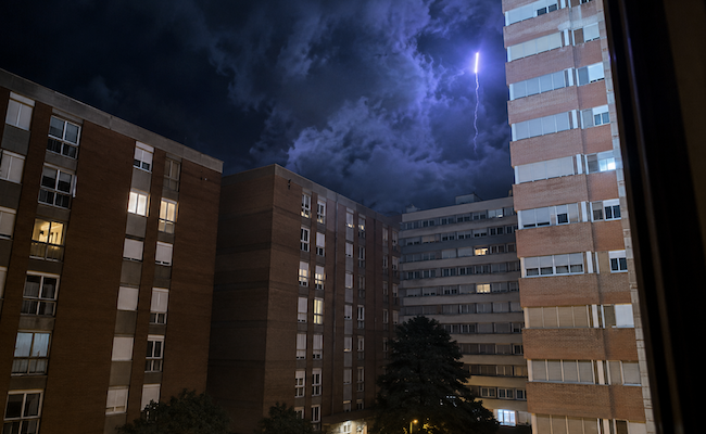 Vándalos del Sabadell asaltan el hotel del Zamora a la 1.30 horas de la madrugada