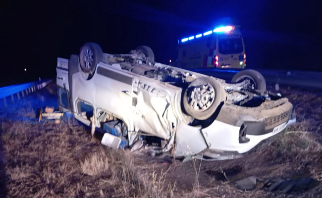 Un herido tras la salida de vía de una furgoneta en la A-52 a la altura de Vega de Tera