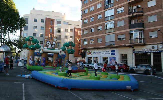 Hinchables en San Lázaro (Onís)