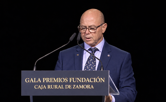 Julio Asensio se estrena en los Premios Fundación Caja Rural reivindicando el compromiso con Zamora