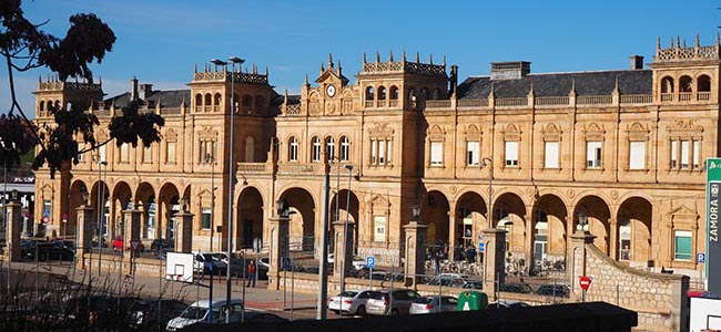 Renfe desmiente que la incorporaci&oacute;n de un nuevo tren madrugador a Madrid dependa de una decisi&oacute;n pol&iacute;tica