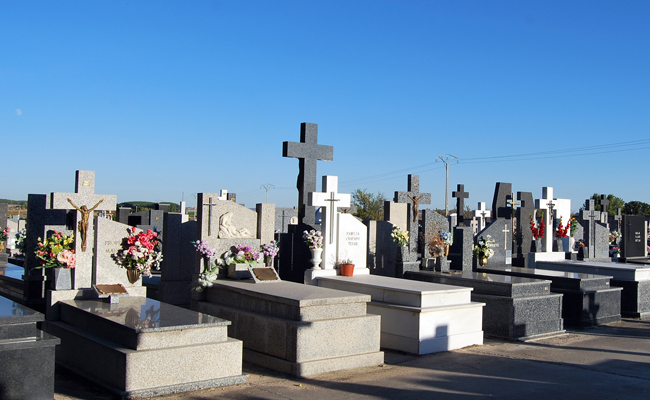 El cementerio contará con un horario especial por la festividad de Todos los Santos