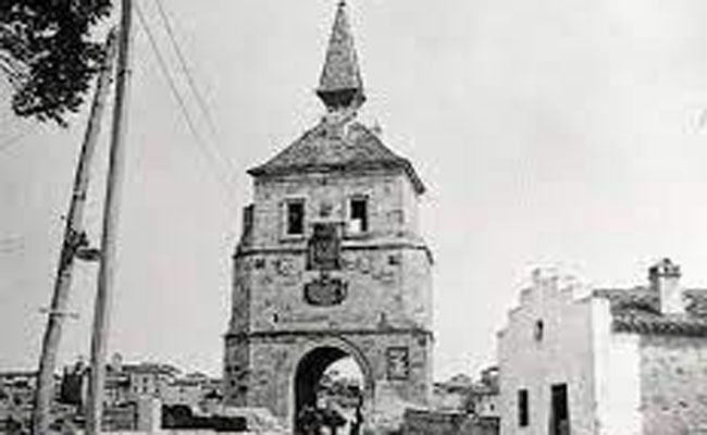 Torre de la margen izquierda