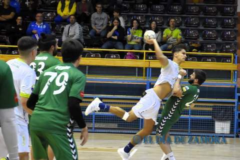 BM Zamora 37-Santoña 29, victoria con solvencia