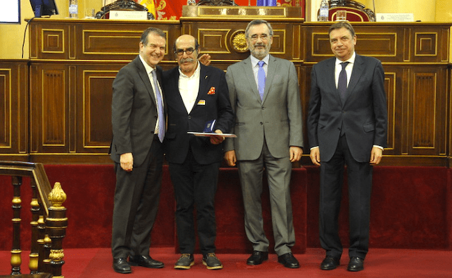 Cecilio Lera, junto Abel Caballero, en un acto conmemorativo de la FEMP