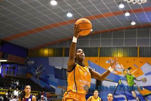 CD Zamarat 64-60 Barcelona. Partido igualado